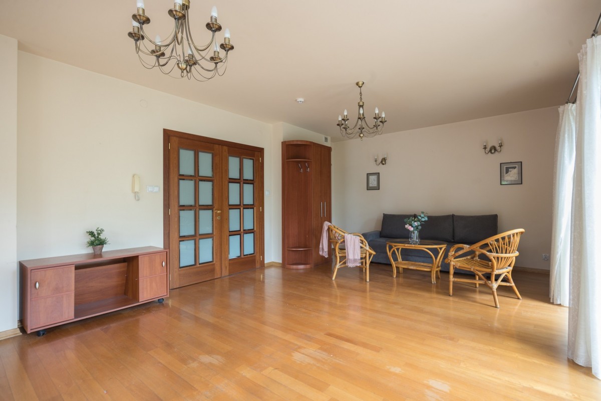 Будинок у Варшаві Охота - 9 кімнат, 297 м²