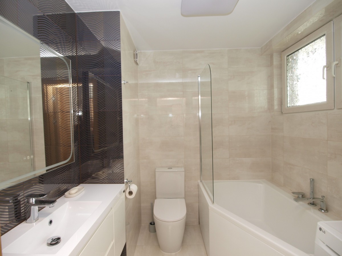 Mieszkanie - 3 pokoje - 49 m² - ul. Jana Matejki Warszawa Śródmieście