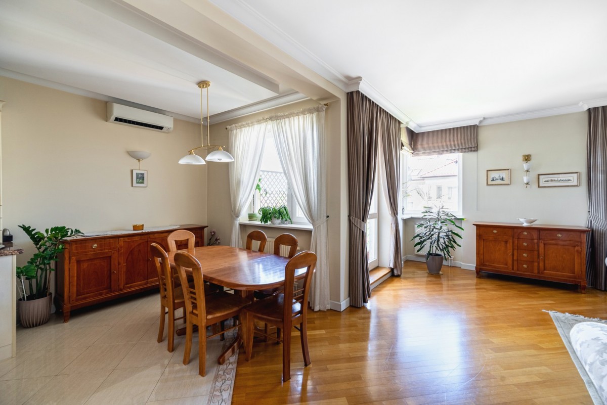 Mieszkanie - 4 pokoje - 99 m² - winda - ul. Opaczewska Warszawa Ochota