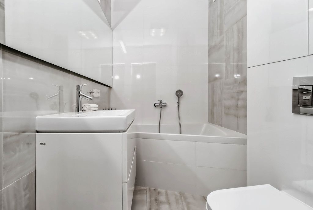 Mieszkanie - 3 pokoje - 84 m² - winda - ul. Książęca Warszawa Śródmieście
