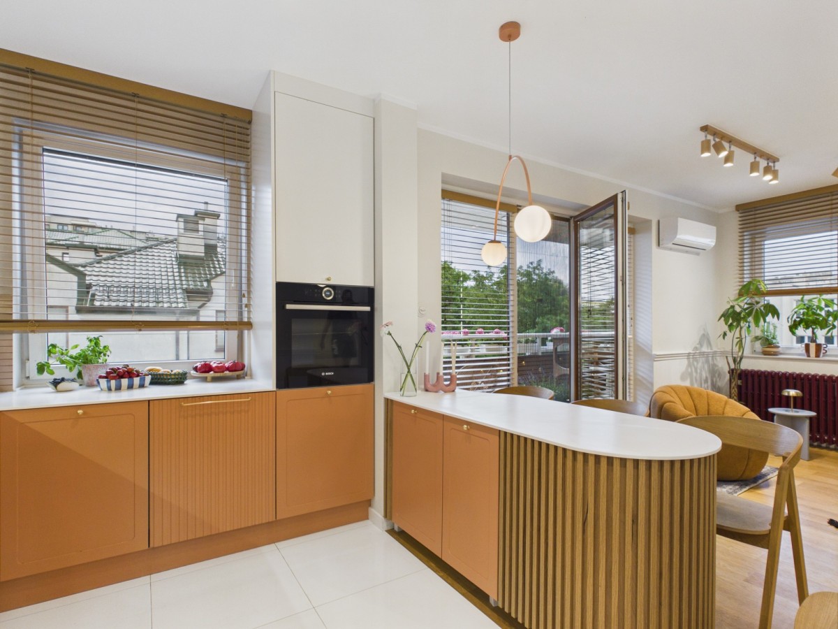 Spacious 3-Room Apartment in Warszawa Wola Koło - 70 m²