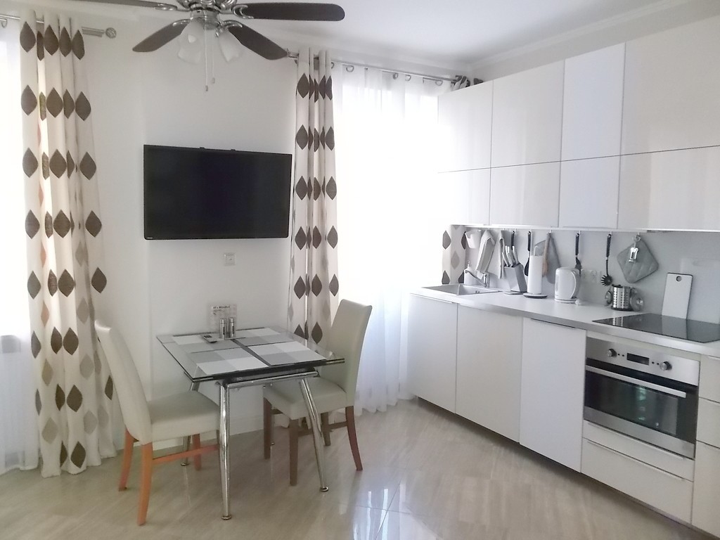 Mieszkanie - 3 pokoje - 53 m² - winda - ul. Hoża Warszawa Śródmieście