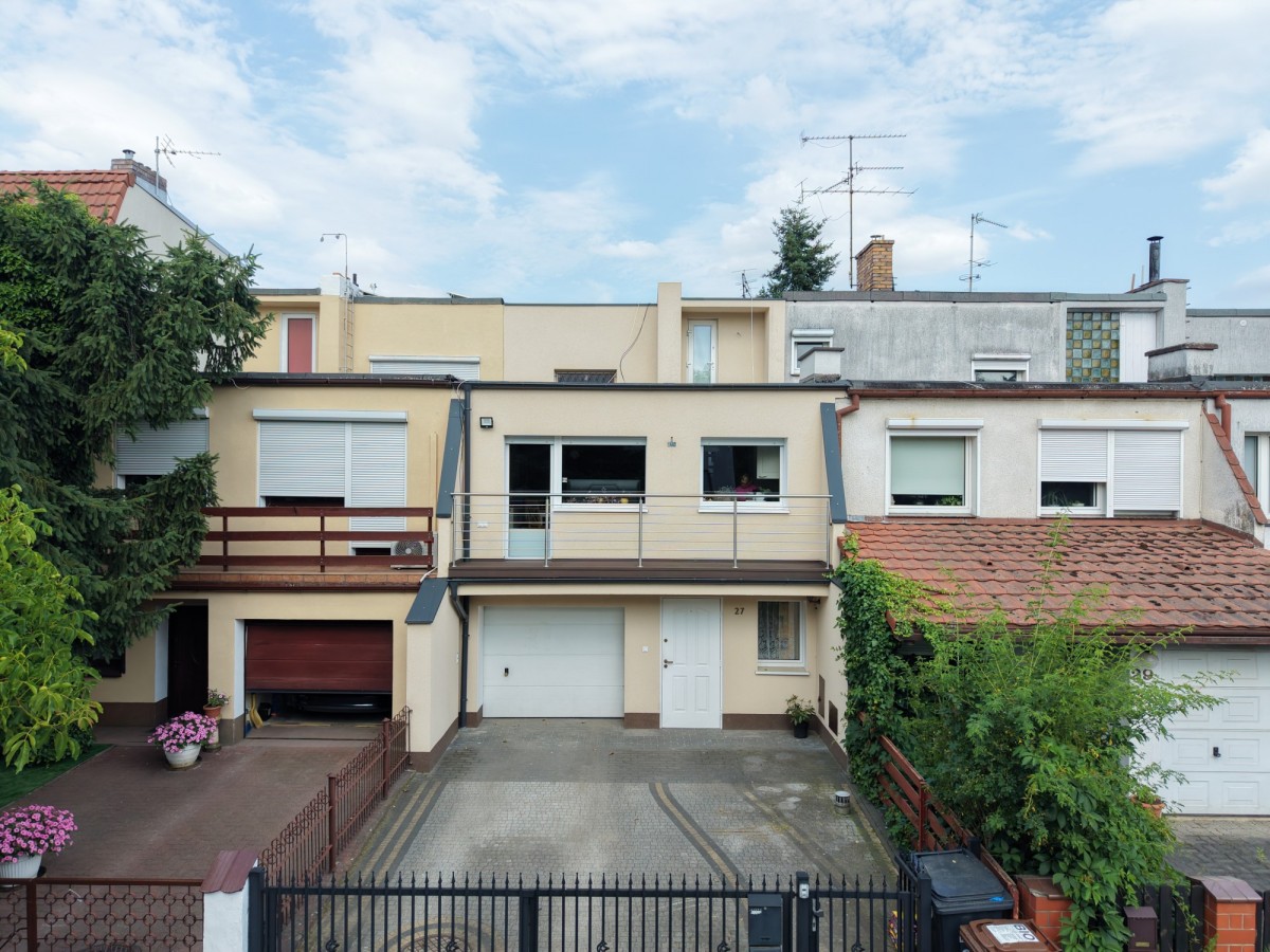 Dom - 4 pokoje - 200 m² - ul. Starogardzka Poznań Smochowice