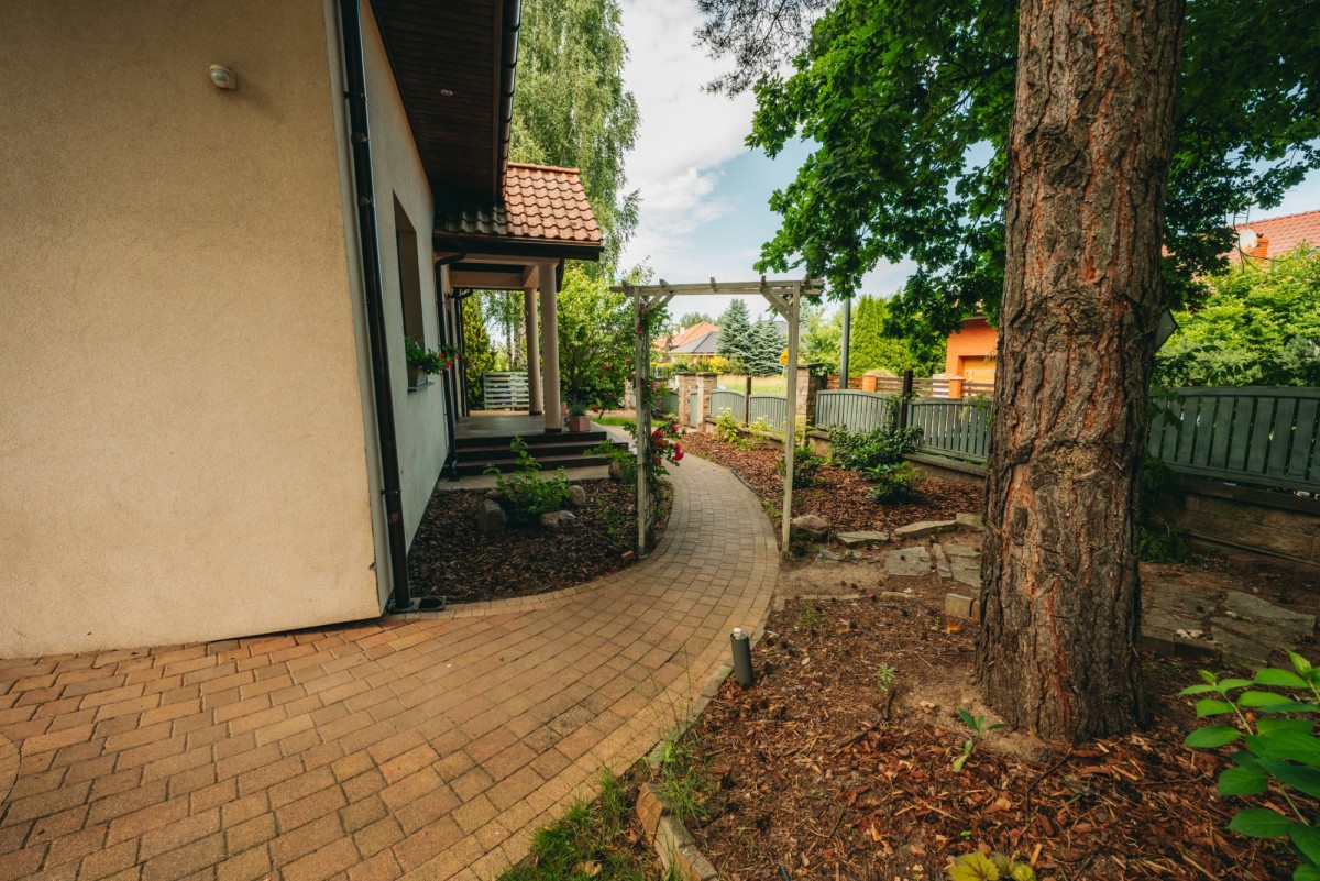 Dom - 4 pokoje - 181 m² - ul. Ogrodowa Miękowo