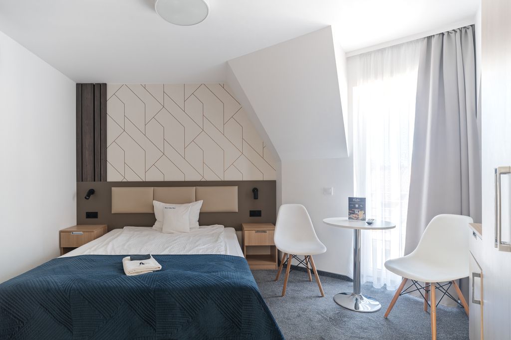 Dom - 13 pokoi - 390 m² - ul. Hieronima Derdowskiego Łeba
