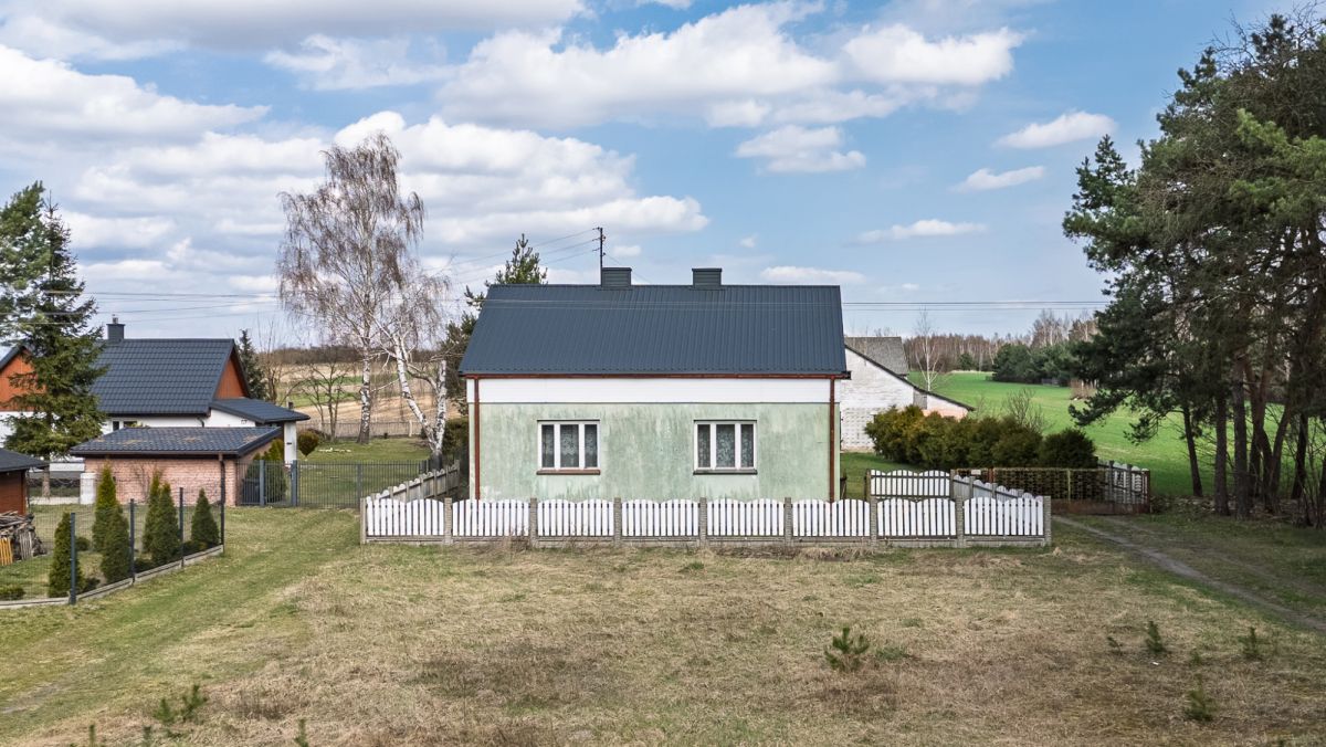 Dom - 3 pokoje - 102 m² - Rzeczyca