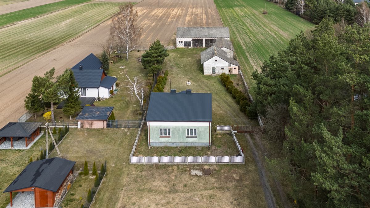 Dom - 3 pokoje - 102 m² - Rzeczyca