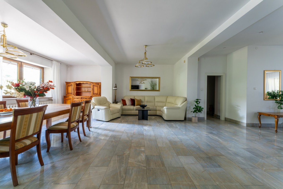 Dom - 834 m² - ul. Wapienna Warszawa Wawer