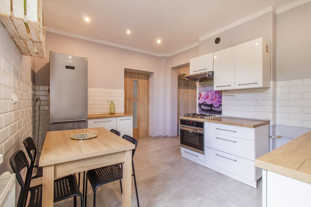 Mieszkanie - 6 pokoi - 111 m² - ul. Partyzantów Żary