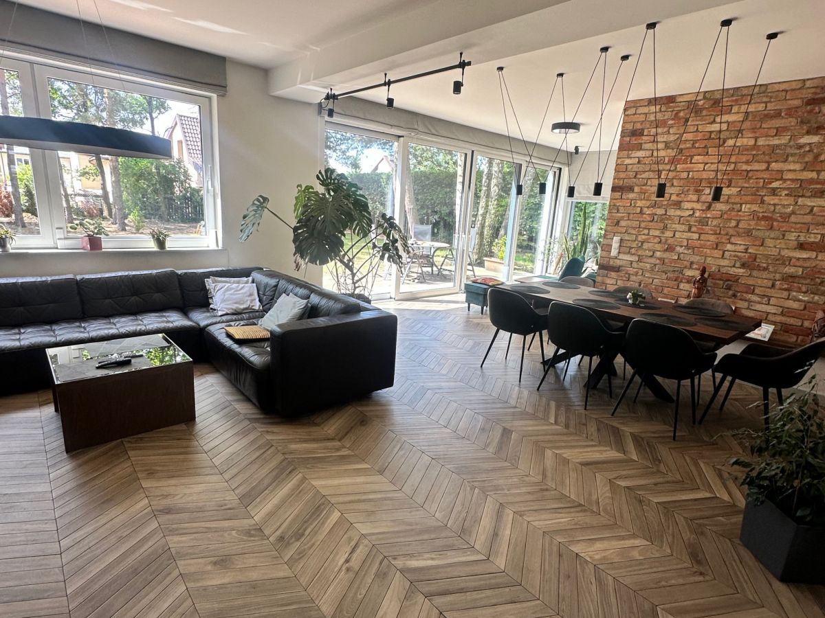 Dom - 6 pokoi - 409 m² - ul. Piaskowa Warszawa Wesoła