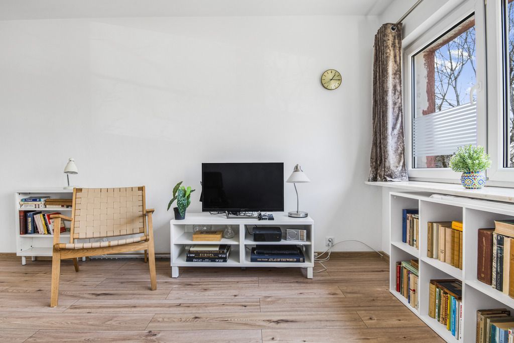 Mieszkanie - 3 pokoje - 49 m² - al. Aleja Krakowska Warszawa Włochy