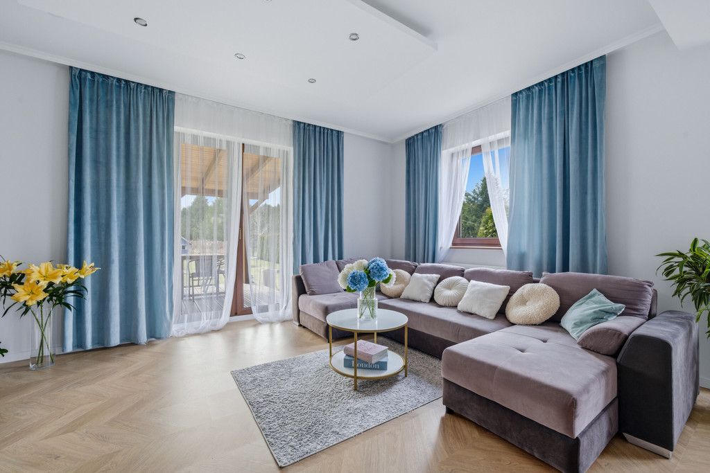 Dom - 5 pokoi - 219 m² - ul. Zagrodowa Bieniewiec