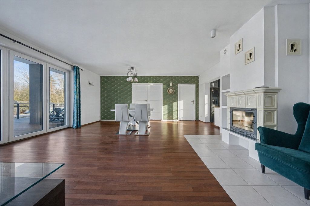 Dom - 8 pokoi - 320 m² - ul. Wesoła Emilianów