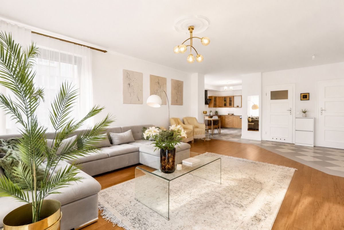 Apartment - 3 rooms - 105 m² - elevator - Grzybowska St. Warsaw North City Center