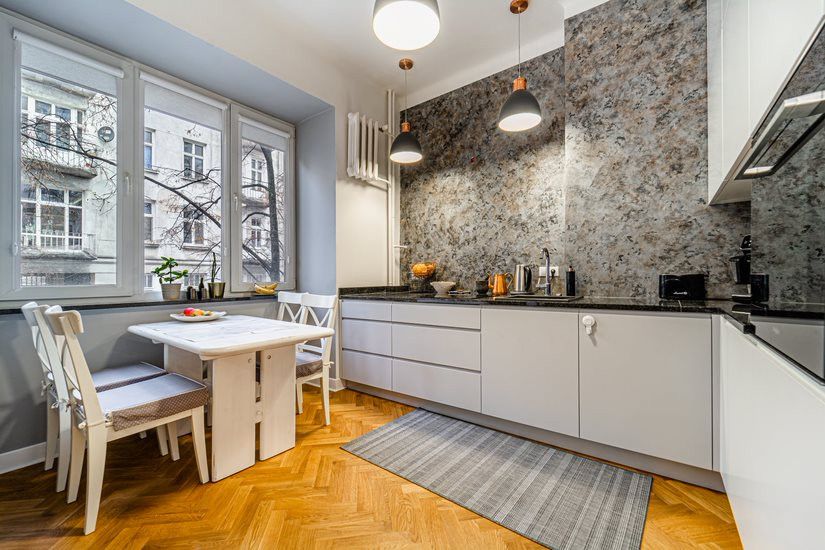 Wohnung - 2 Zimmer - 56 m² - ul. Radna Warszawa Śródmieście
