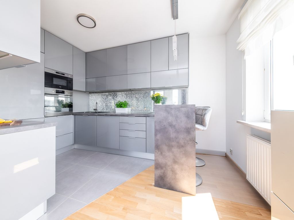 Квартира - 2 комнаты - 55 м² - лифт - ул. ген. Тадеуша Пельчыньского Варшава