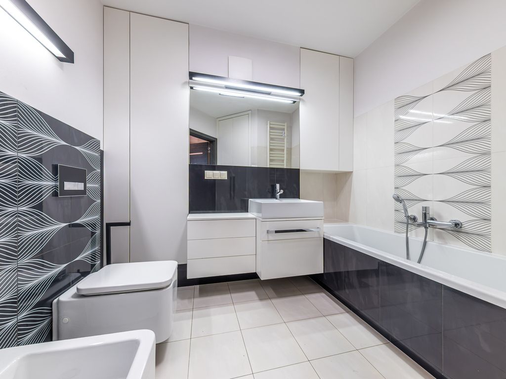 Appartamento - 4 stanze - 95 m² - ascensore - via Wiatraczna Varsavia Praga-Południe Grochów