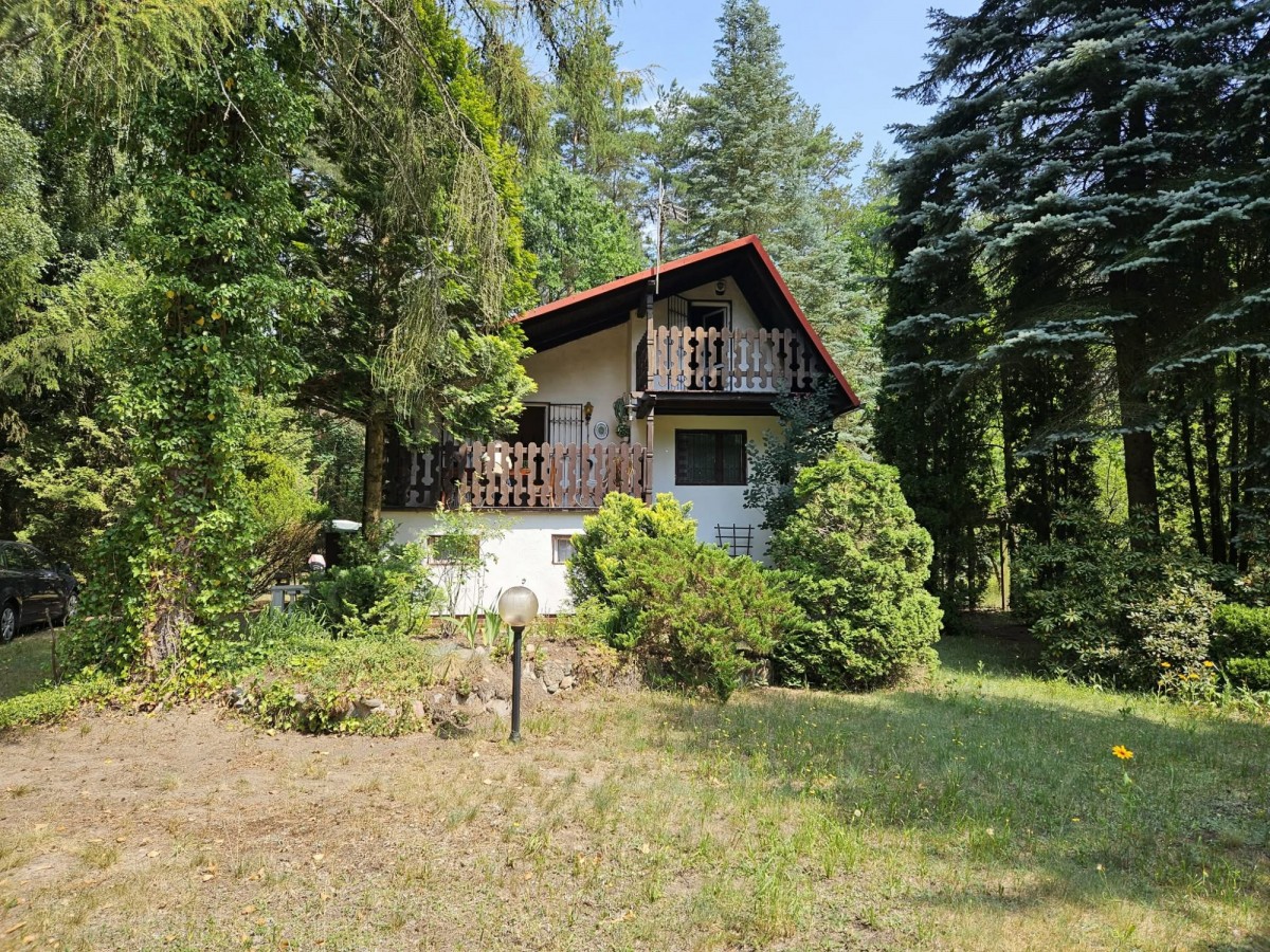 Casa - 100 m² - c. Księżycowa Adamów-Parcel