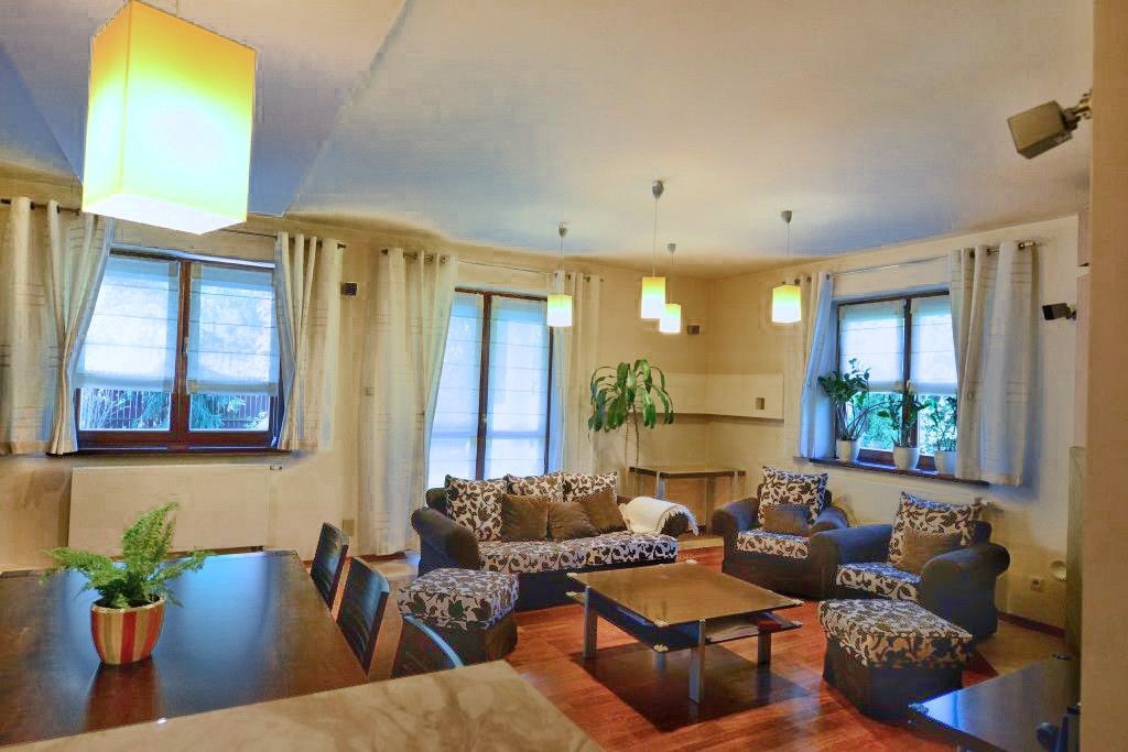 House - 5 rooms - 230 m² - Wiosenna St. Kraków Wola Justowska