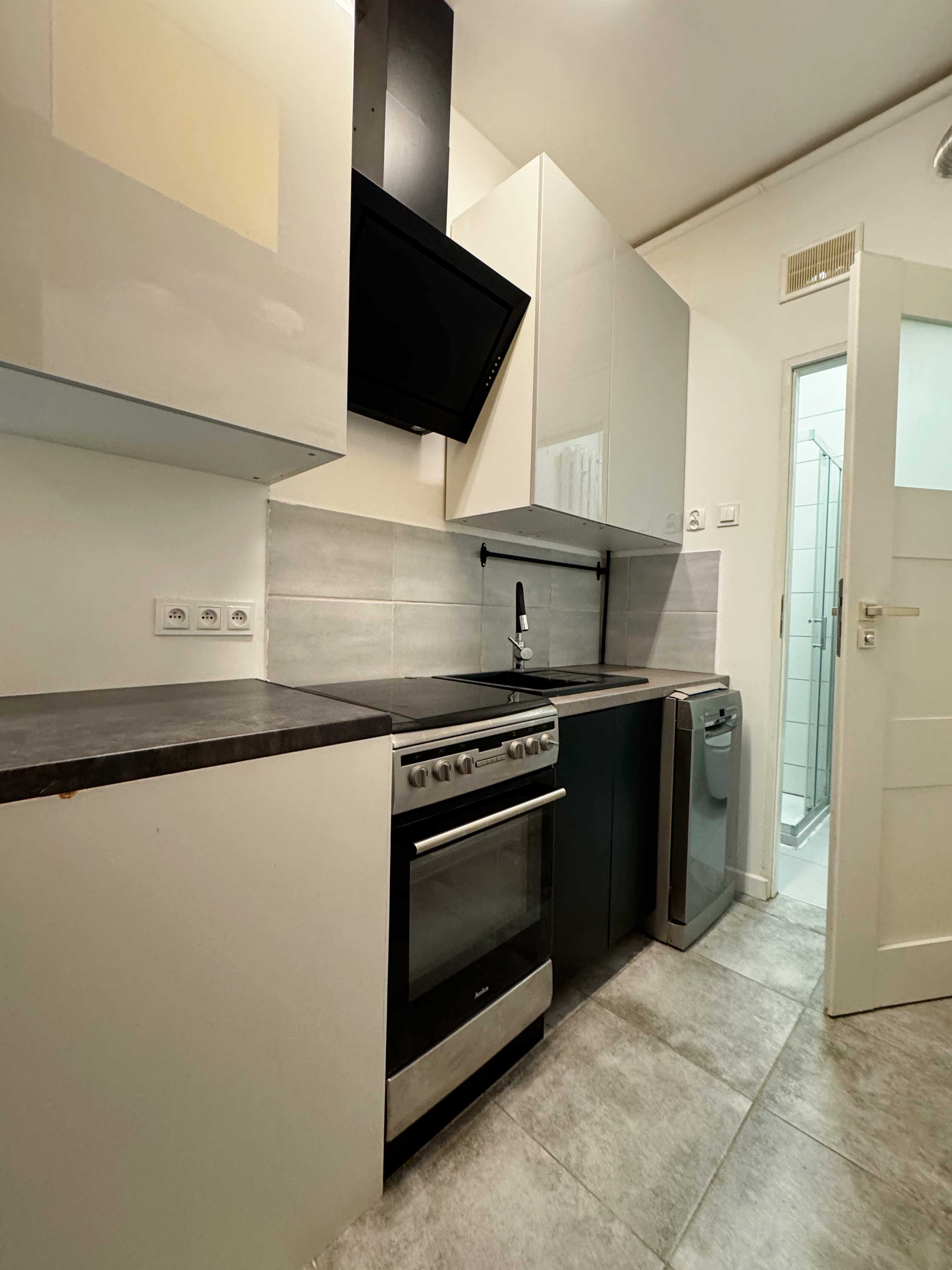 Вроцлав Головний | Сонячна студія 23,5 м²