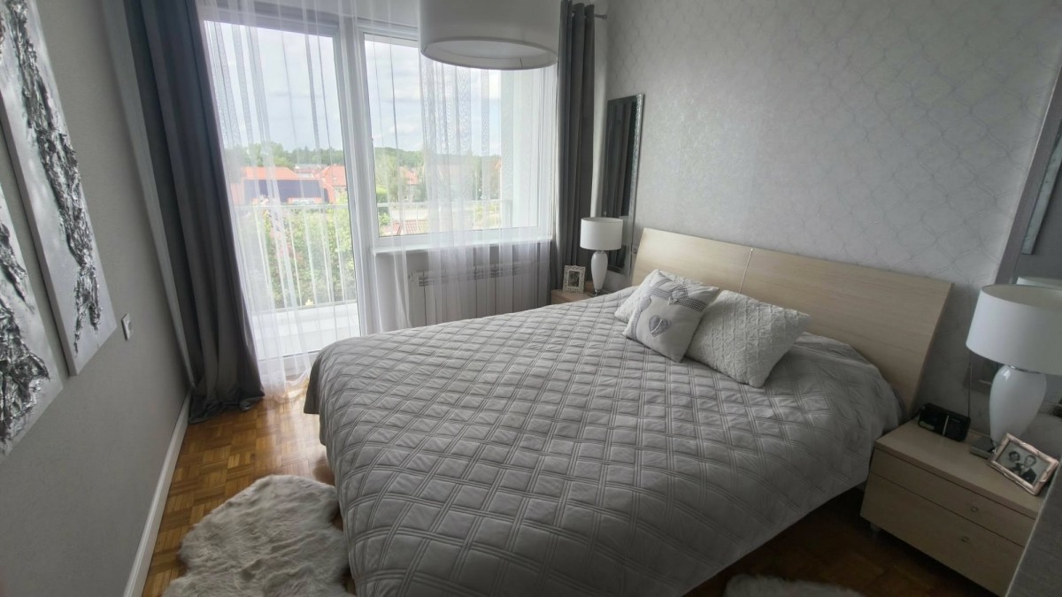 Будинок - 6 кімнат - 330 м² - вул. Вільнюська Зелена Гора