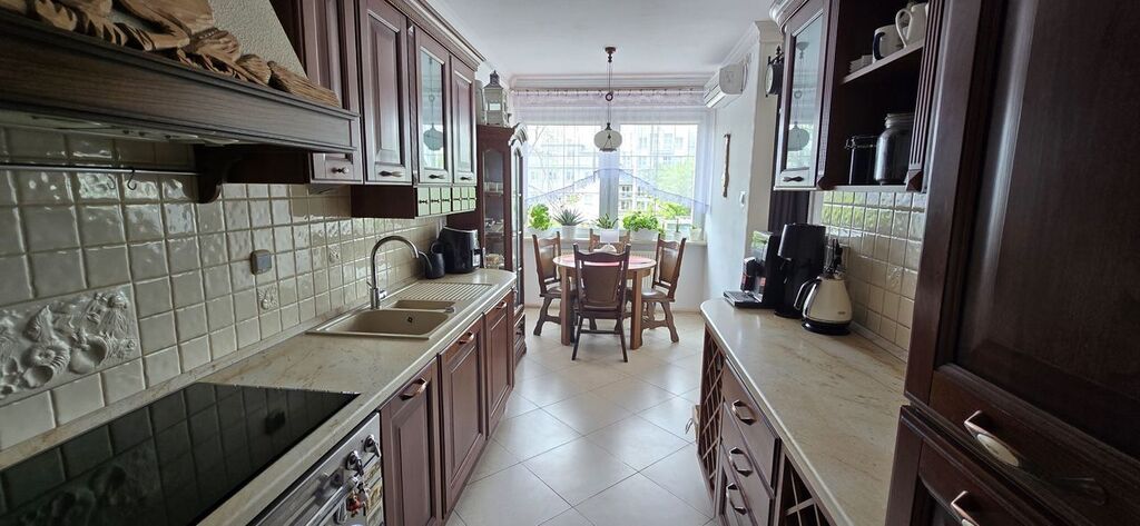 Apartamento - 3 habitaciones - 81 m² - ascensor - c/ Niecała Pruszków
