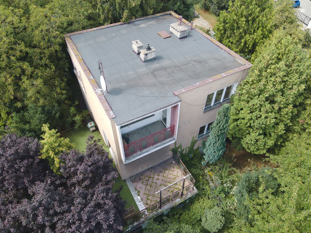 Дім - 5 кімнат - 189 м² - вул. Аметистова Варшава Тарґувек Ельснерів