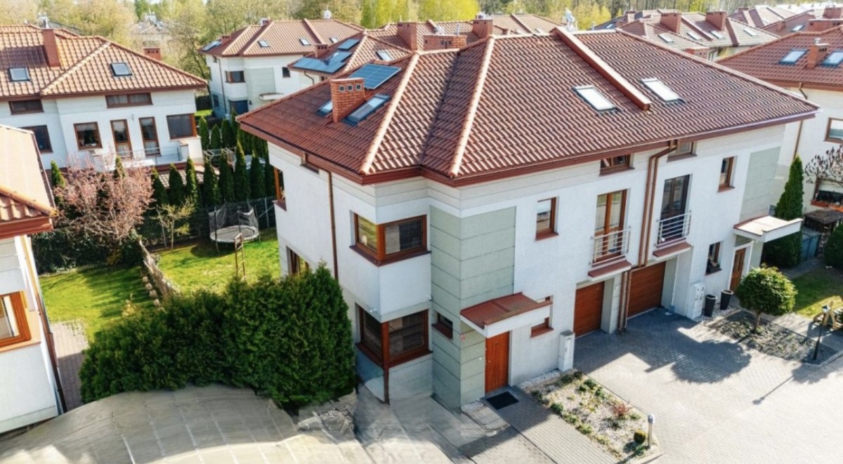 Haus - 7 Zimmer - 195 m² - Liliowa Straße Warschau Wawer
