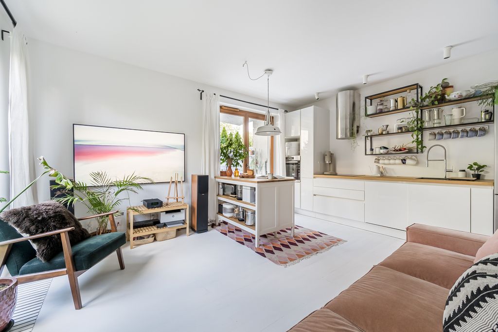 Apartment - 3 rooms - 57 m² - elevator - Obwodowa St. Warsaw Targówek Mieszkaniowy