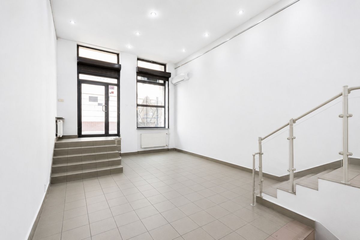 Lokal - 7 Zimmer - 168 m² - ul. Ptasia Warszawa Śródmieście Północne
