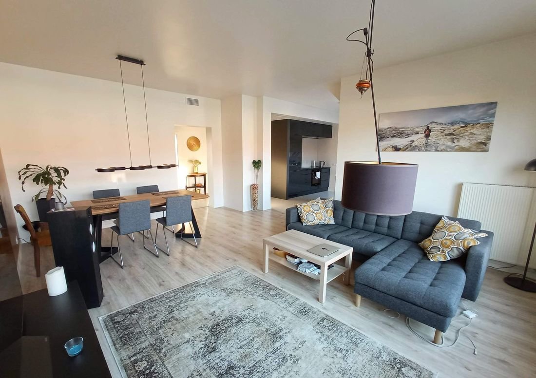 Elegancki, klimatyzowany apartament 92 m² | 3 pokoje, 2 balkony, garaż | Muchobór Wielki