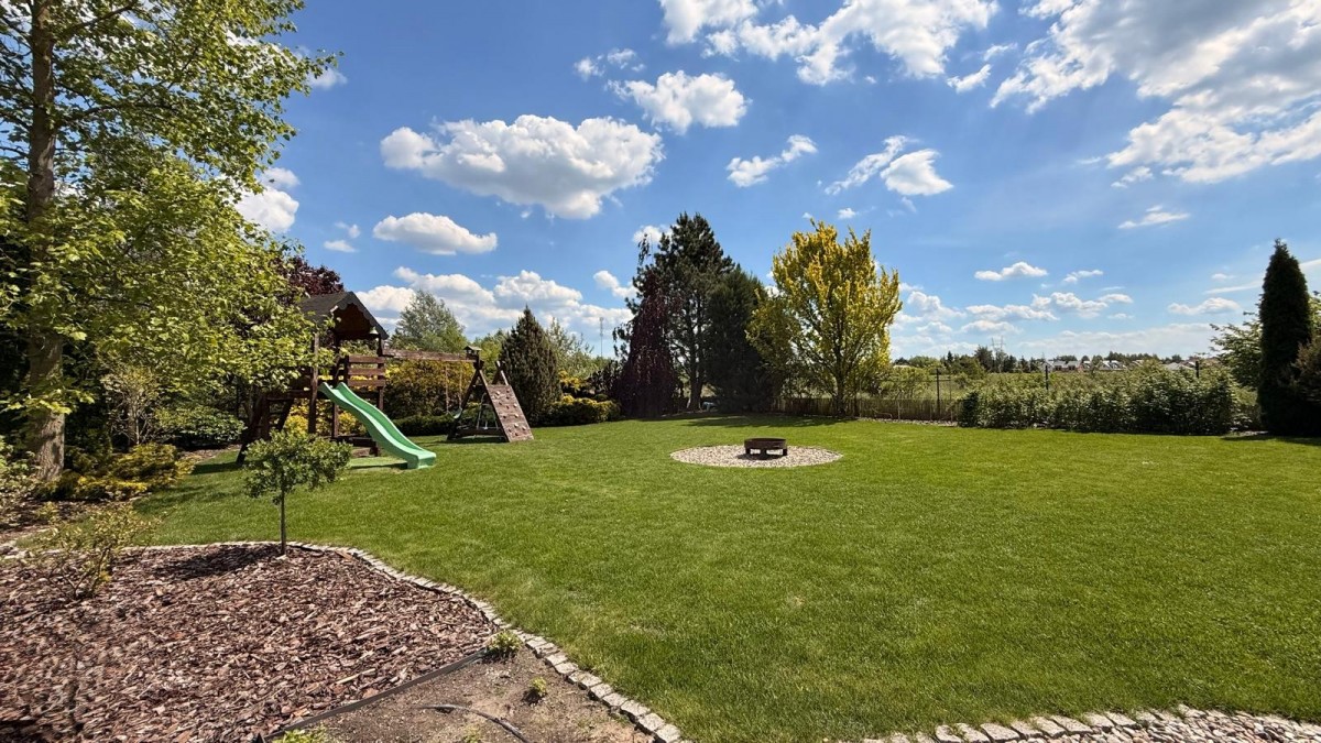 Dom - 6 pokoi - 288 m² - ul. Polna Rogierówko