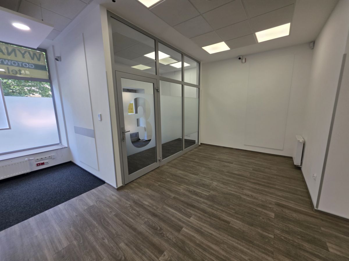 로컬 - 13개 방 - 351 m² - ul. Piotrkowska Łódź Śródmieście