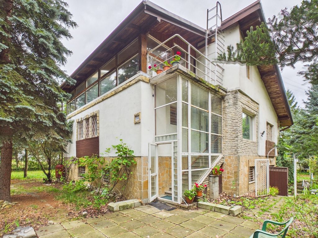 Casa - 8 stanze - 252 m² - via Rolnicza Dziekanów Polski