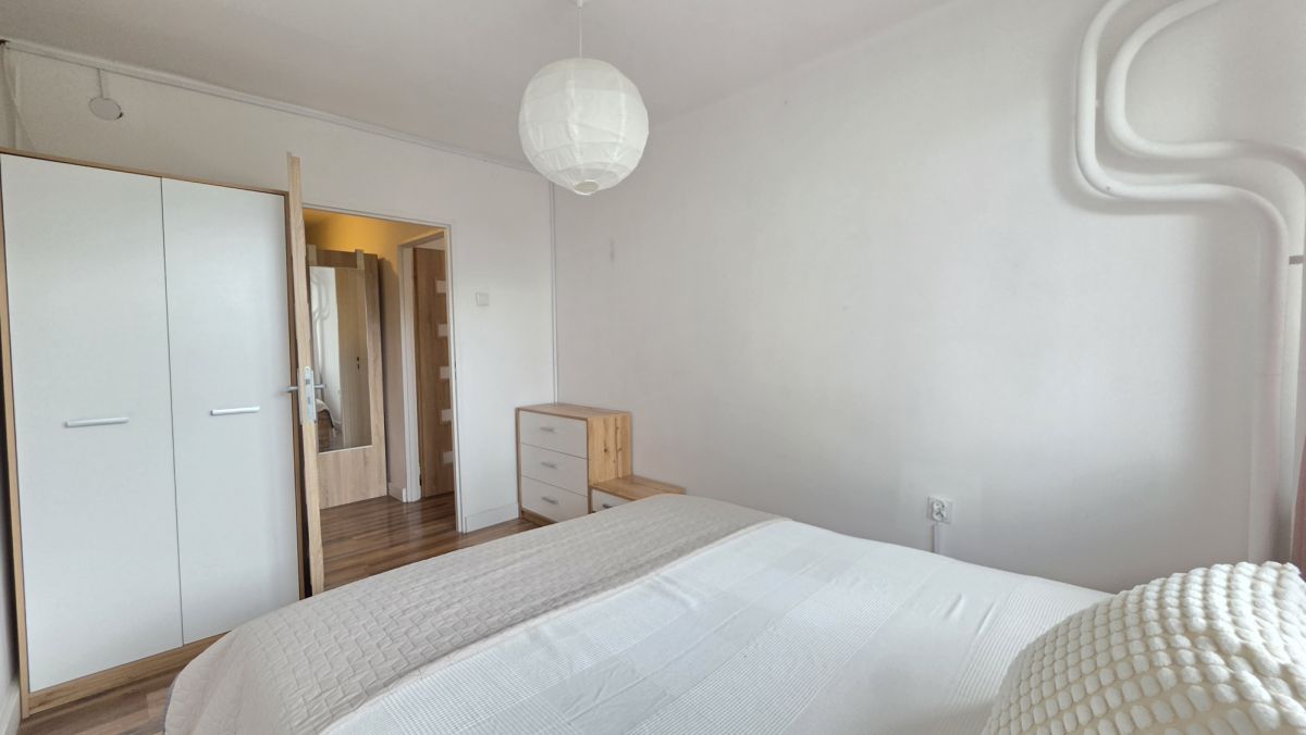 Wohnung - 2 Zimmer - 49 m² - Tysiąclecia Straße Katowice Tysiąclecia Wohnsiedlung