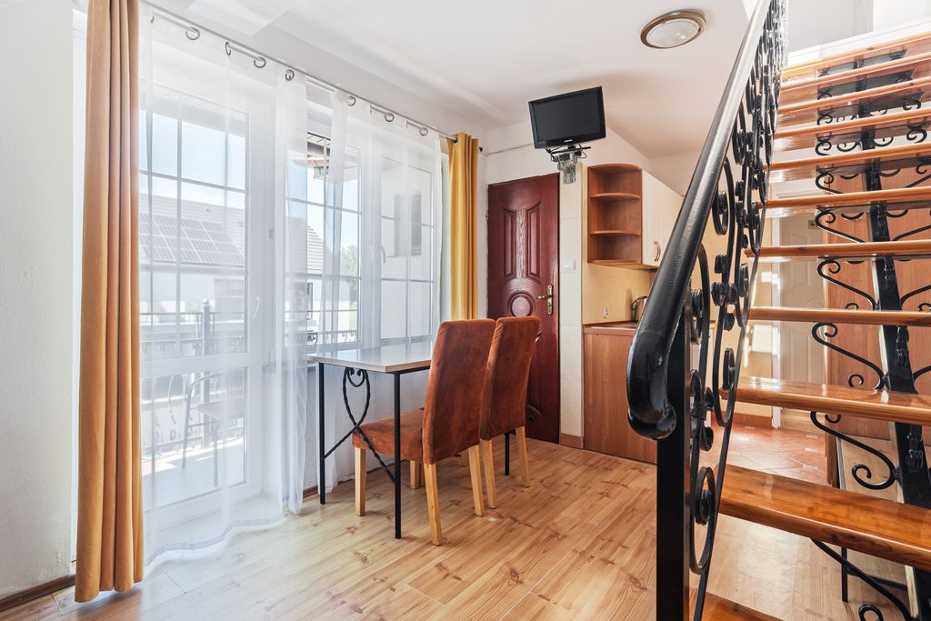 로컬 - 19개 방 - 562 m² - ul. Wiślana Krynica Morska