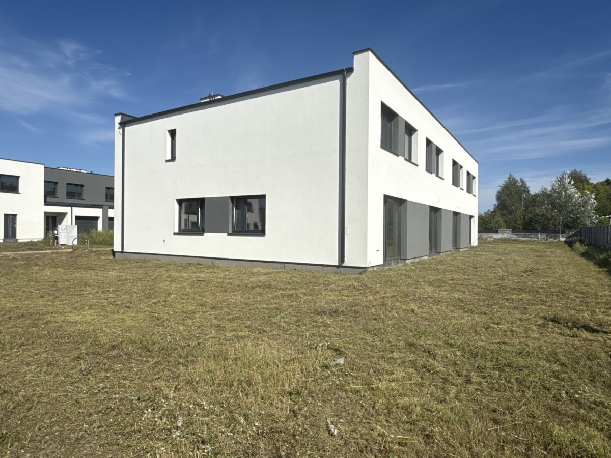 House - 4 rooms - 112 m² - Przyjazna St. Poznań