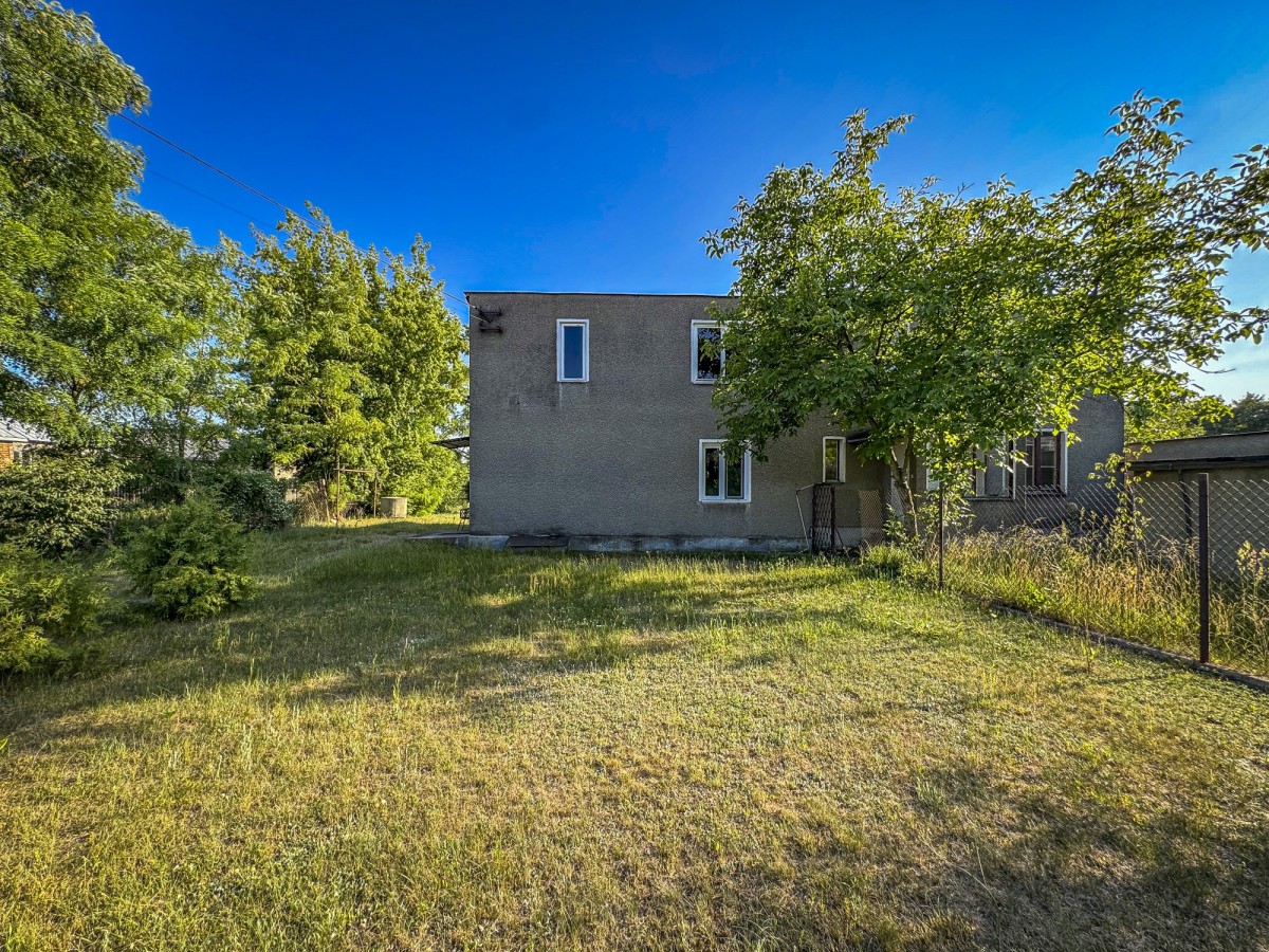 Дом - 3 комнаты - 77 м² - ул. Шмарагдова Нове Пещироги