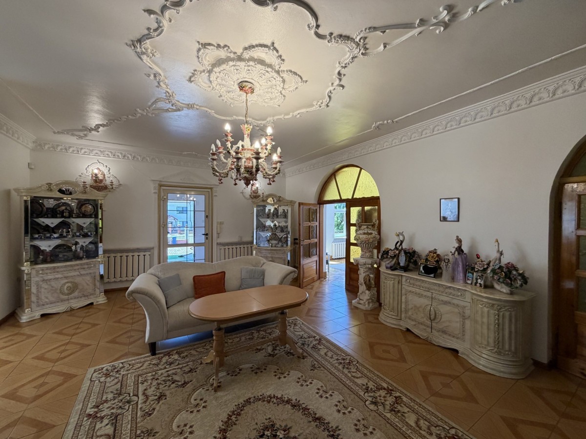 Casa - 5 habitaciones - 613 m² - calle Snopowa Łódź Polesie