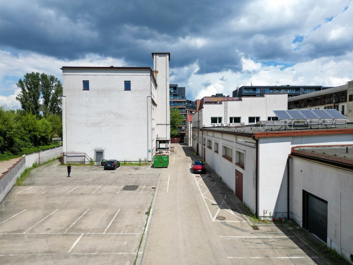 로칼 - 586 m² - ul. Przemysłowa Kraków Podgórze