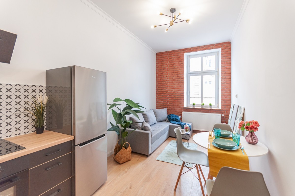 Квартира - 2 комнаты - 31 м² - ул. Себастьяна Клоновича Лешно