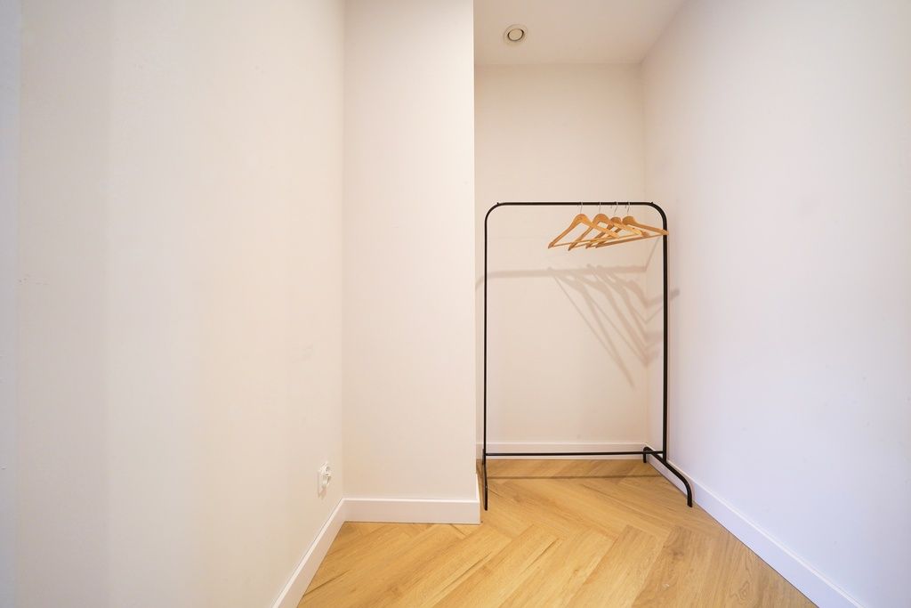 Apartment - 4 rooms - 156 m² - elevator - gen. Józefa Kustronia St. Wrocław Południe