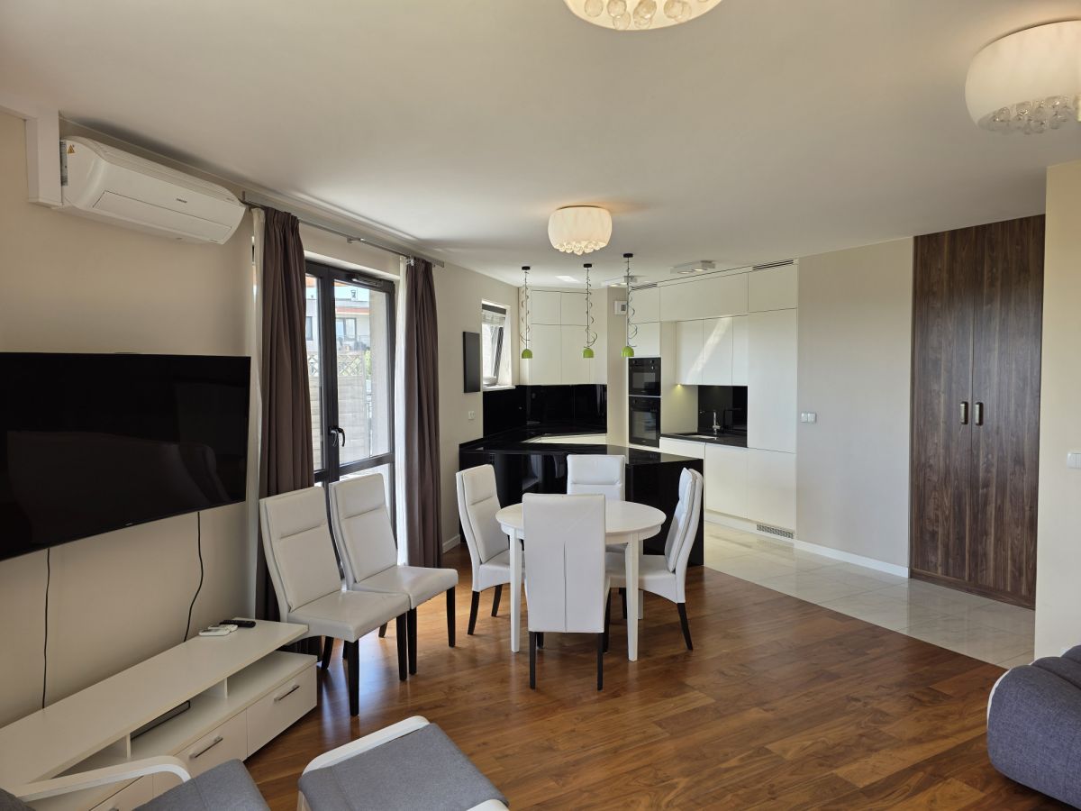 Mieszkanie - 4 pokoje - 104 m² - ul. Symboliczna Warszawa