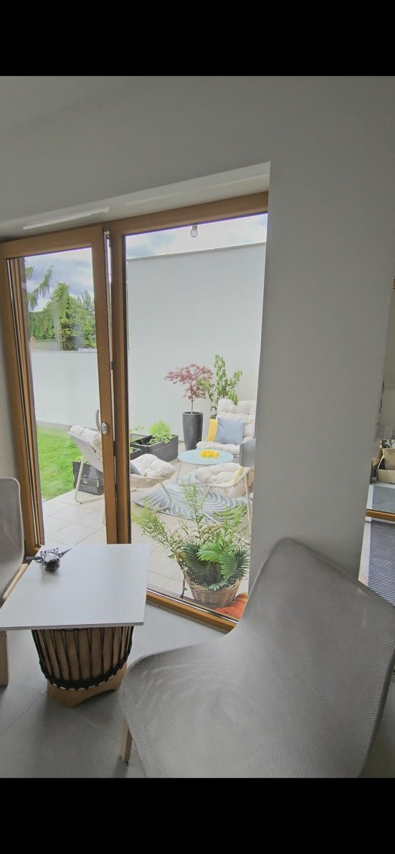 Квартира - 3 комнаты - 79 м² - ул. Jałowcowa Dąbrówka