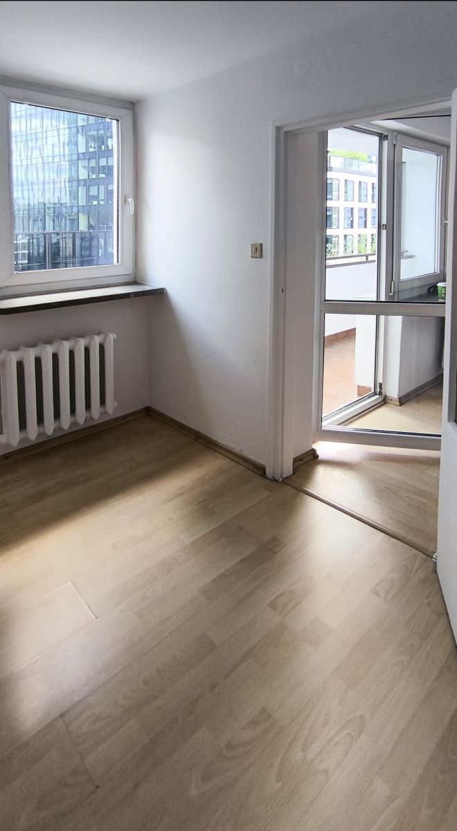 Wohnung - 3 Zimmer - 47 m² - Aufzug - ul. Chmielna Warszawa Śródmieście