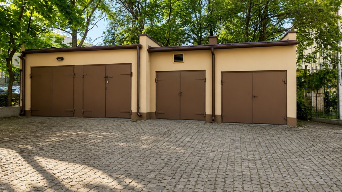 차고 - 1개 방 - 15 m² - ul. Przechód Dworcowy Bielsko-Biała