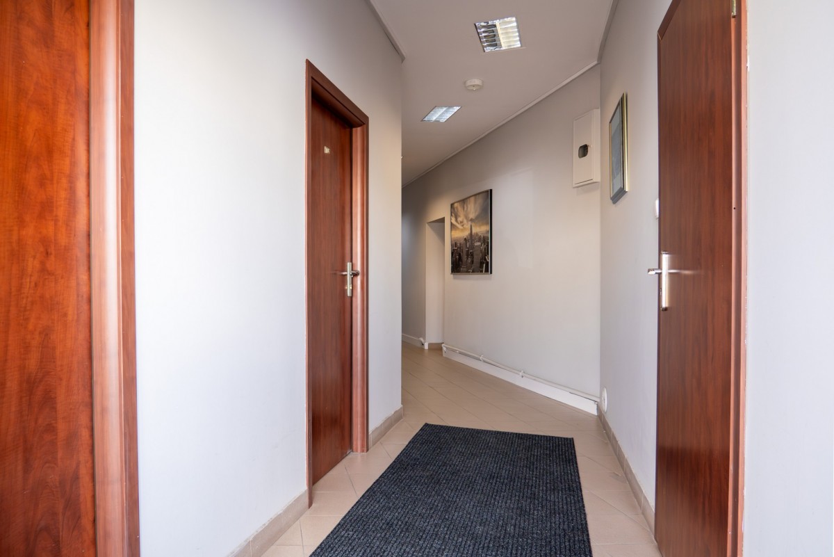 Objeto - 1 habitación - 10 m² - c. R. Traugutta Grodzisk Mazowiecki