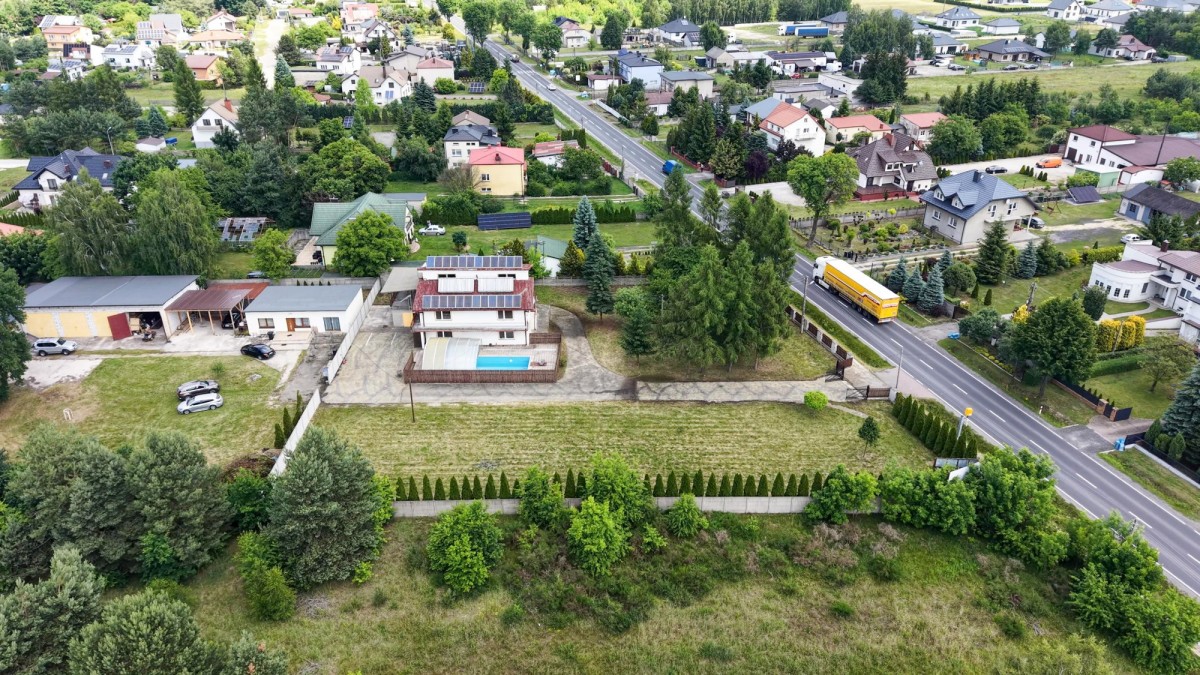 Dom - 9 pokoi - 338 m² - ul. Piotrkowska Blok Dobryszyce