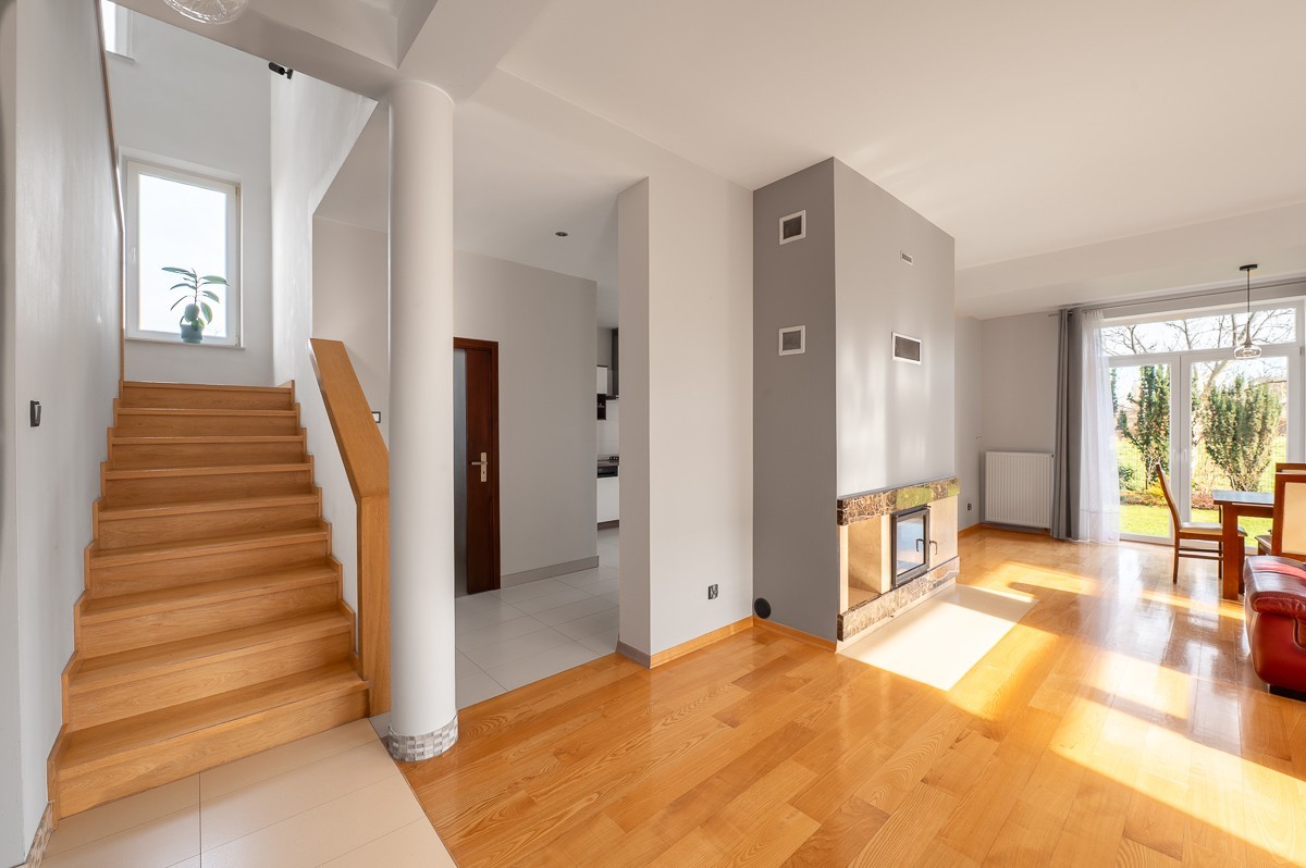 House - 5 rooms - 240 m² - Adama Prażmowskiego Street Kraków Sidzina