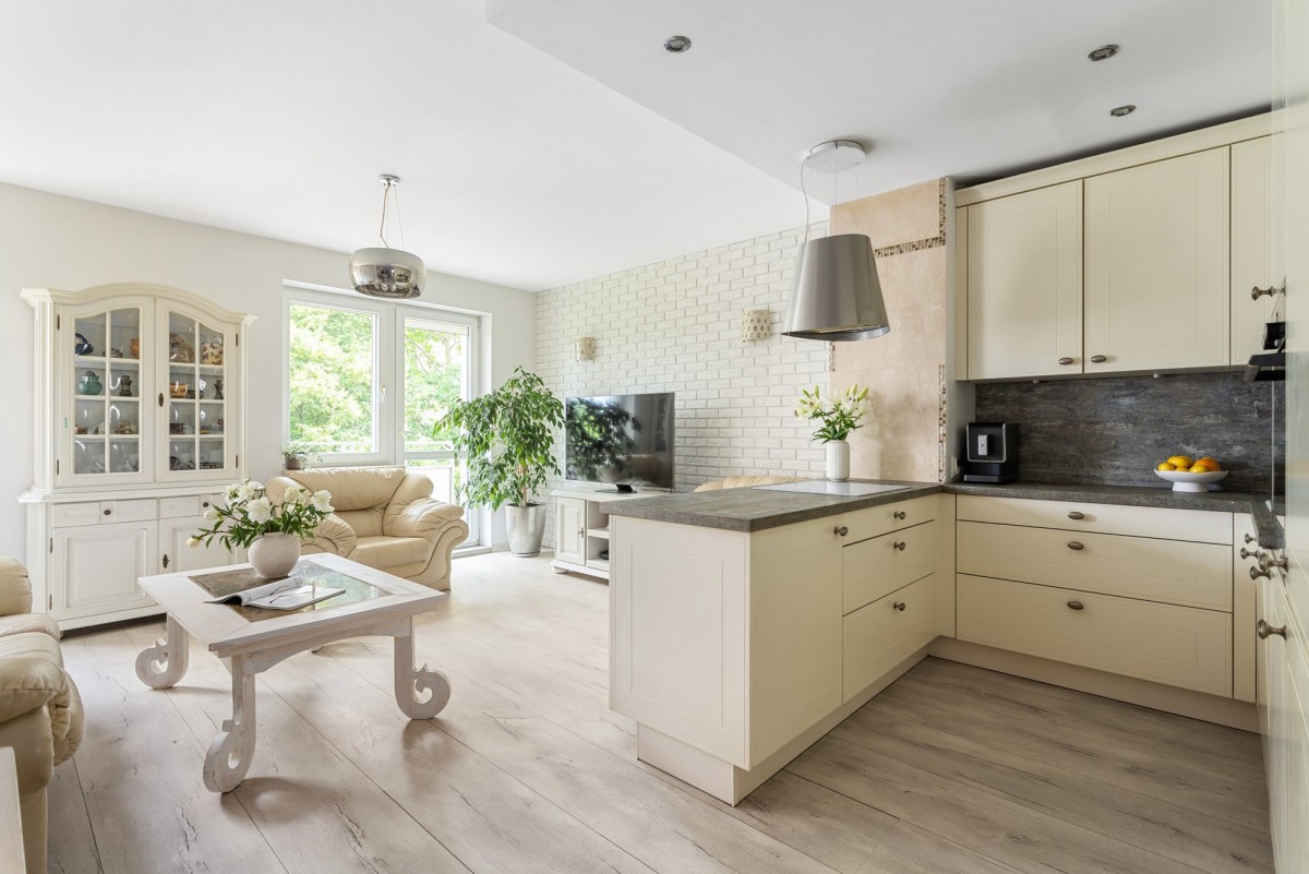 Mieszkanie - 3 pokoje - 73 m² - winda - ul. Katowicka Poznań Nowe Miasto